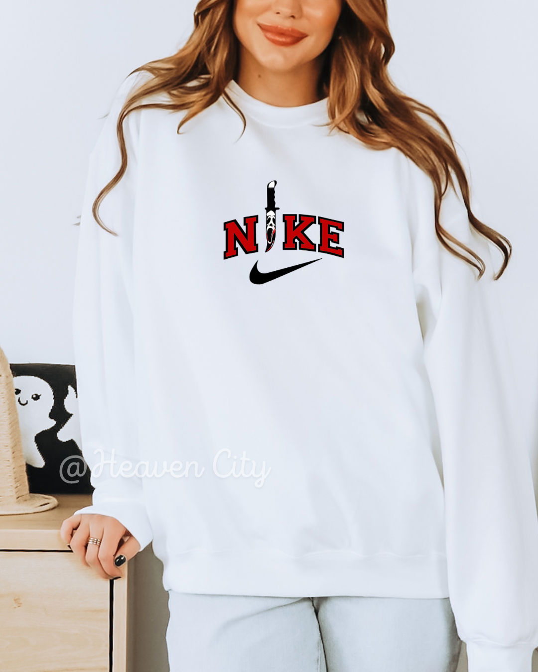 Scream Knife Crewneck