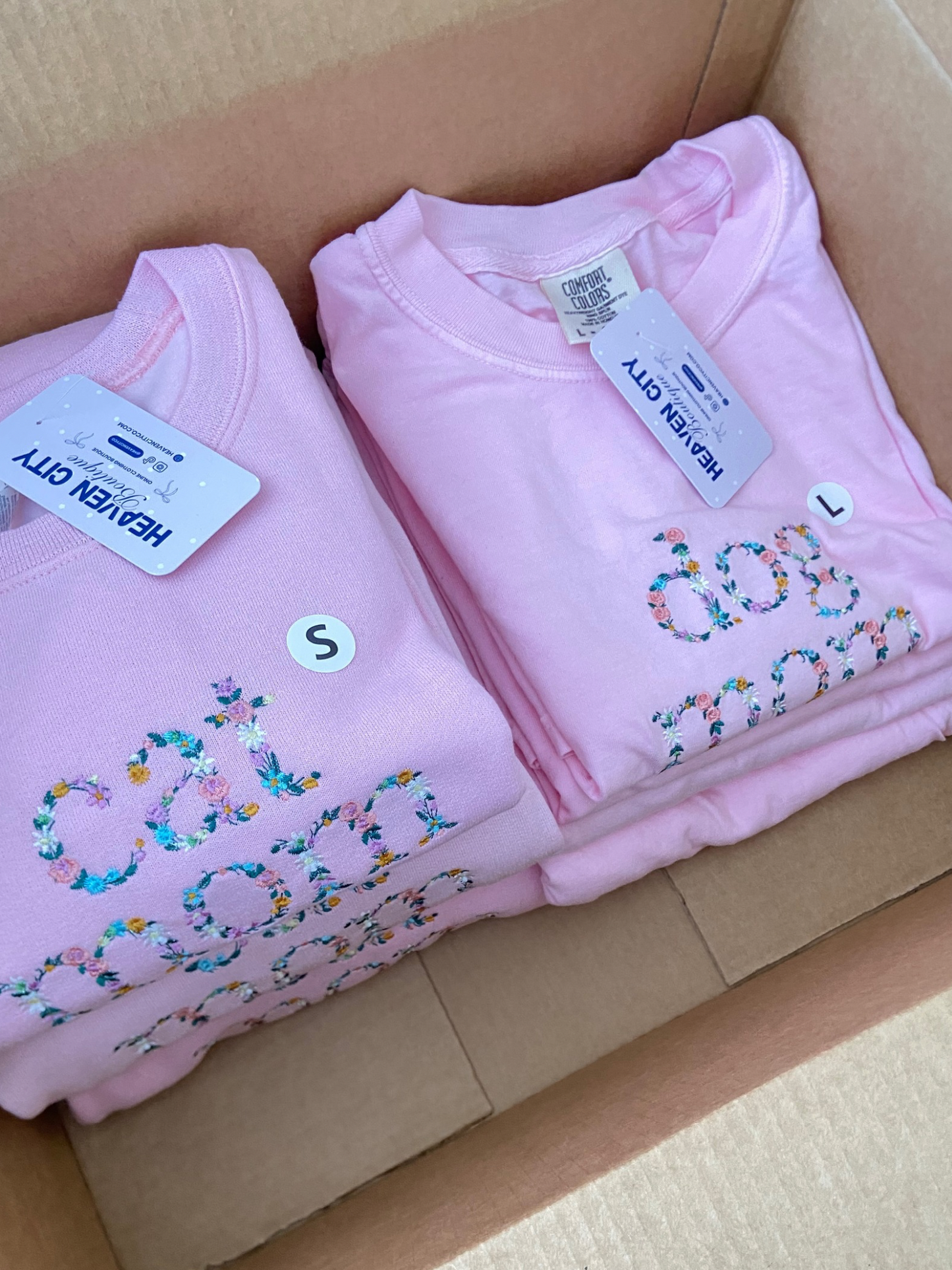Floral Cat/Dog Mom T-shirt